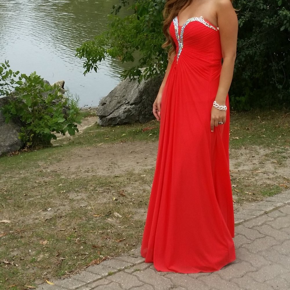 Jovanni Evening Dress